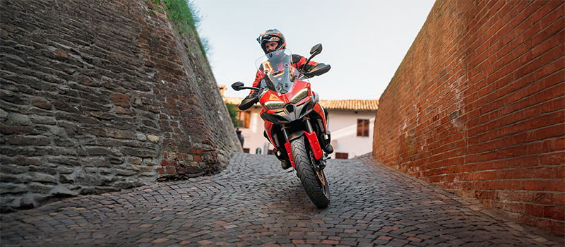 Multistrada V2 Banner